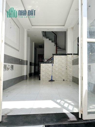 Nhà 3 tầng hẻm Phạm Thế Hiển P5Q8. Giá 3,78 tỷ TL