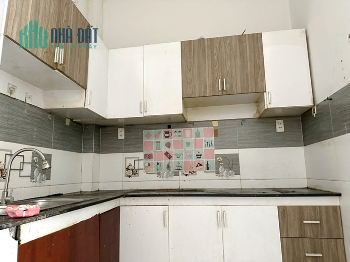 Nhà 3 tầng hẻm Phạm Thế Hiển P5Q8. Giá 3,78 tỷ TL