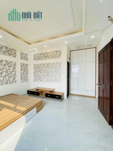 BÁN NHÀ 2 TẦNG - 4PN - GẦN 80M2 - NỞ HẬU 7.8M - HXH - GẦN KDC HỒNG LONG - CHỈ HƠN 3 TỶ