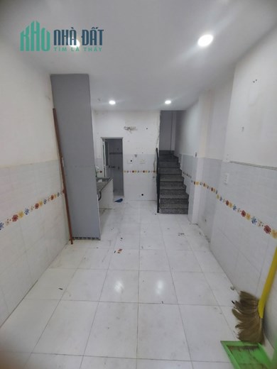 Hàng Vip Q10, hẻm 4.5m Trần Bình Trọng - Hùng Vương, 4 tầng BTCT nhỉnh 3 tỷ