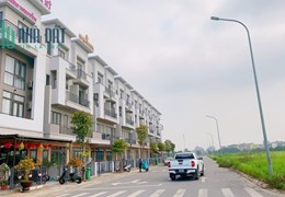 Cho thuê nhà nguyên căn👌👌
Đã hoàn thiện 3-4 phòng ngủ đầy đủ nội thất, xách vali về ở.