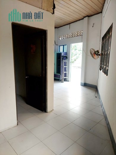 Cho thuê NNC 2 MT hẻm khu Cao Lỗ P4Q8. Giá 7 triệu