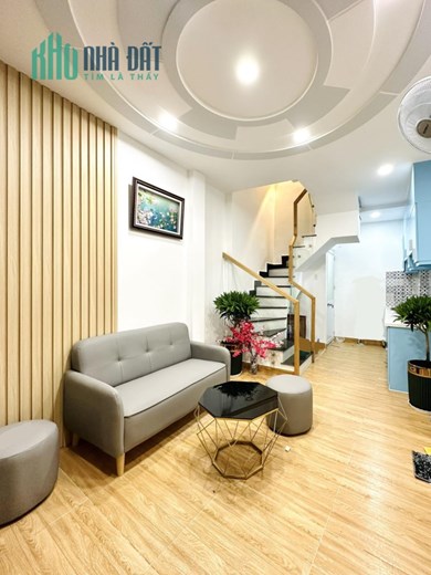 PHAN ĐÌNH PHÙNG, PHÚ NHUẬN - XE HƠI TỚI NHÀ - 4 TẦNG NHÀ ĐẸP - 3 PN - SỔ VUÔNG  nhỉnh 4.x TỶ.