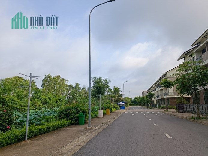 Bán gấp nhà phố 3 tầng view đẹp tại kđt Vsip.