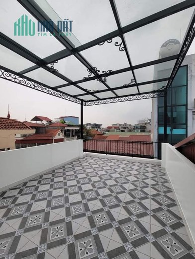 Bán nhà đẹp Đặng Thùy Trâm - Hoàng Quốc Việt 6T thang máy, vỉa hè , ô tô KD 16.8 tỷ