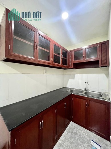 HẺM THẲNG SÁT MẶT TIỀN - NGANG LỚN 5M , 63M2- GẦN CHỢ