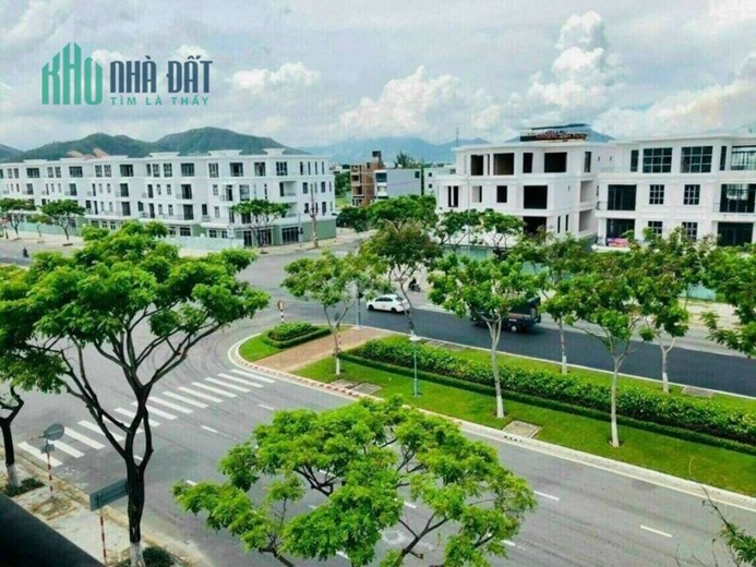 🔴💥BÁN CÁN SHOPHOUSE 4 TẦNG 2 MẶT TIỀN ĐƯỜNG KINH DƯƠNG VƯƠNG