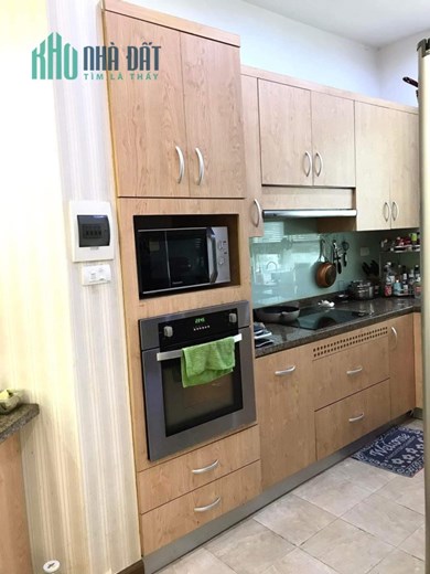 Chuyển vào Sài Gòn Bán gấp căn chung cư Tòa 17T2 Hoàng Đạo Thúy 153 m2  giá  6.3 tỷ