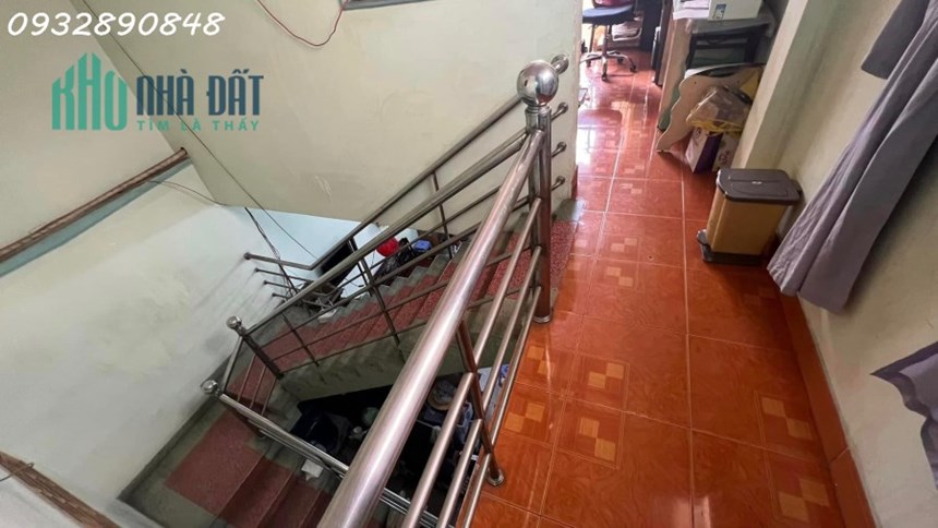 Bán nhà mặt tiền Lê Sát - Tân Hương, gần Aeon Tân Phú, DT: 5x18m, 2 Tầng, giá 11.8 tỷ