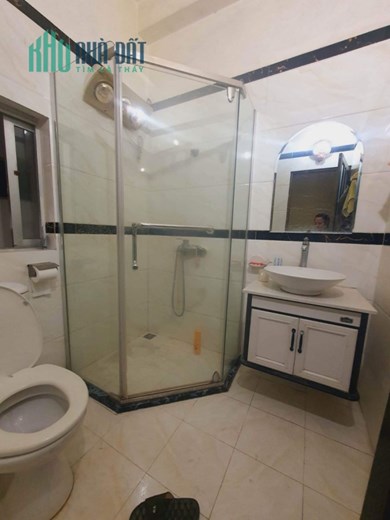 Bán nhà phố Bùi Xương Trạch, ô tô vào nhà, diện tích 34m, 6 tầng, mặt tiền 4m, 6.4 tỷ