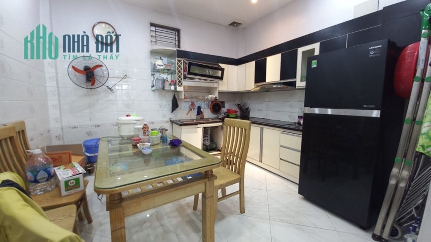 BÁN NHÀ #VĂN_CAO 48m2. MT 4.5m. 5.5 Tỷ. Ô Tô Đỗ Sát Cửa. Ngõ Kinh Doanh