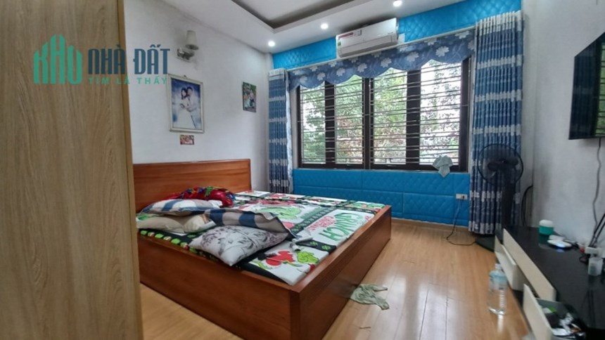 BÁN NHÀ #VĂN_CAO 48m2. MT 4.5m. 5.5 Tỷ. Ô Tô Đỗ Sát Cửa. Ngõ Kinh Doanh