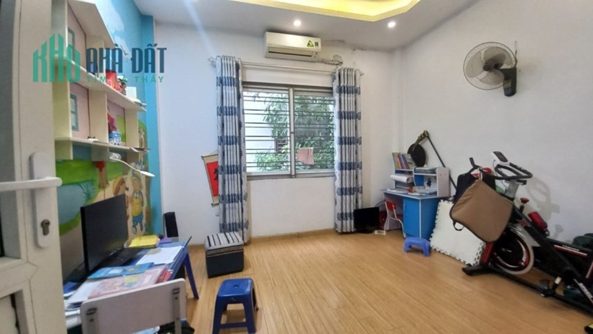BÁN NHÀ #VĂN_CAO 48m2. MT 4.5m. 5.5 Tỷ. Ô Tô Đỗ Sát Cửa. Ngõ Kinh Doanh