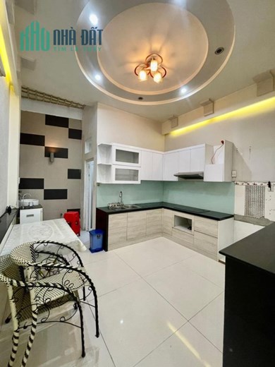 Cho thuê Nhà mới Nguyễn Gia Trí (D2), P25, Bình Thạnh,4Lầu,19 triệu