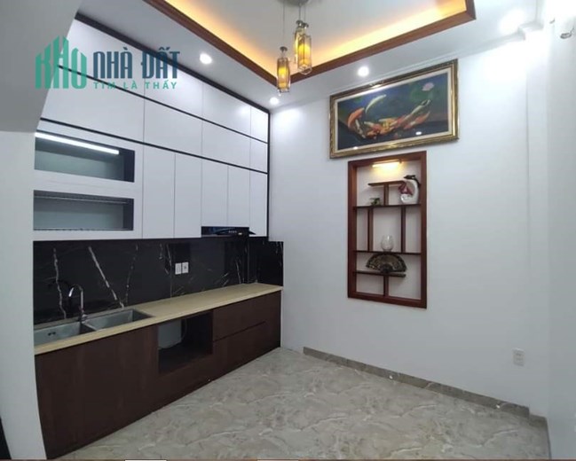 BÁN NHÀ KV GIẢI PHÓNG, HOÀNG MAI. CHỈ HƠN 4 TỶ -  Ô TO VÀO NHÀ. DT RỘNG 49M × 4,5 TẦNG. CHỈ 4.5 TỶ