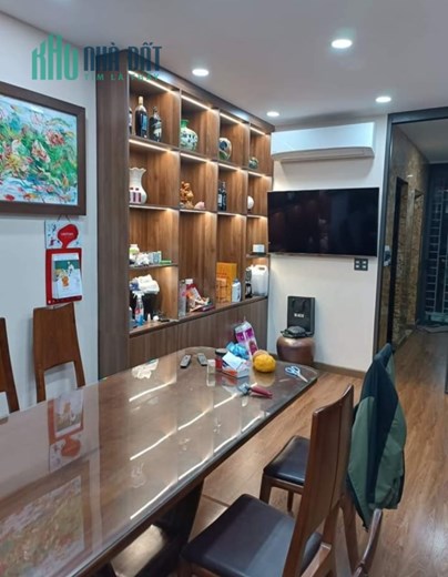 Nhà Phạm Tuấn Tài - Hoàng Quốc Việt 55m x 17.5 tỷ, phân lô, vỉa hè, ô tô 0343564283
