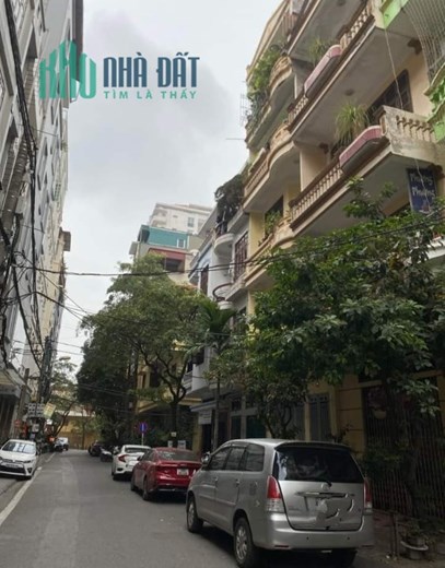 Nhà Phạm Tuấn Tài - Hoàng Quốc Việt 55m x 17.5 tỷ, phân lô, vỉa hè, ô tô 0343564283