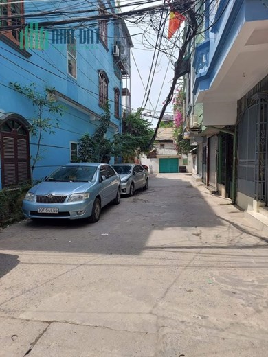 BÁN NHÀ LÔ GÓC KV TÂN MAI, HOÀNG MAI. Ô TO VÀO NHÀ. DT RỘNG 49M × 5T. CHỈ 4.5 TỶ