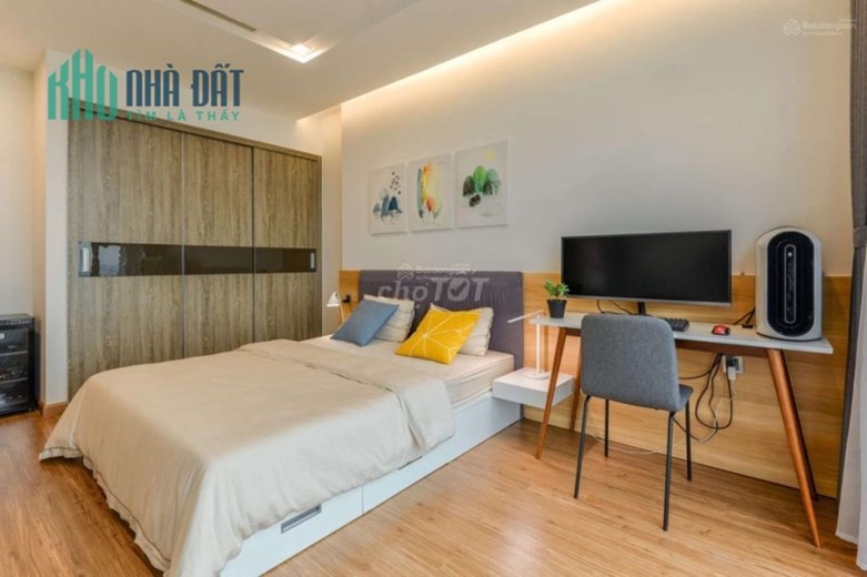 Bán nhà 72m2 x 4 tầng, ô tô đỗ, 10,6 tỷ Nguyễn Sơn, Long Biên