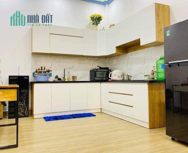 Nhà bán 45m2 HXH đỗ cửa Nguyễn Sỹ Sách, phường 15 chỉ 3,x Tỷ