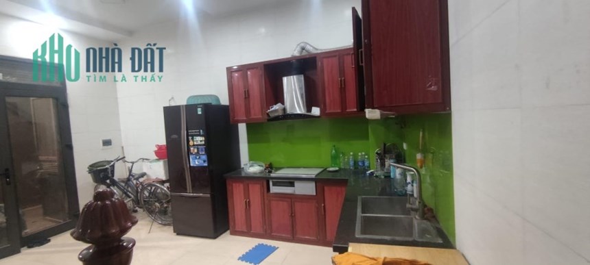 BÁN NHÀ THẠCH BÀN Ô TÔ ĐỖ CỬA NHỈNH 3 TỶ 43M NHÀ DÂN XÂY 4 TẦNG CHỦ CẦN BÁN GẤP RẤT THIỆN CHÍ