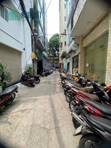 Cần cho thuê nguyên căn Phạm Ngọc Thạch Quận 3, Giá 65 triệu - 250m2 sàn