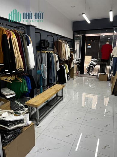 Cần chuyển MB  lớn nên sang nhượng lại MB  hẻm, đang kinh doanh thời trang lượng khách ổn định