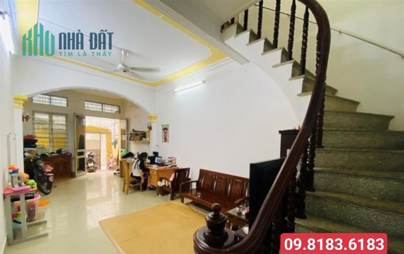 Bán nhà ngõ 128 An Đà, diện tích 67m 2 tầng, sân cổng riêng, GIÁ 2.69 tỉ
