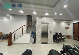 TÒA CCMN Q.ĐỐNG ĐA - LÔ GÓC - THANG MÁY - DT 110X 7T GIÁ 17 TỶ - DOANH THU 2 TỶ/NĂM