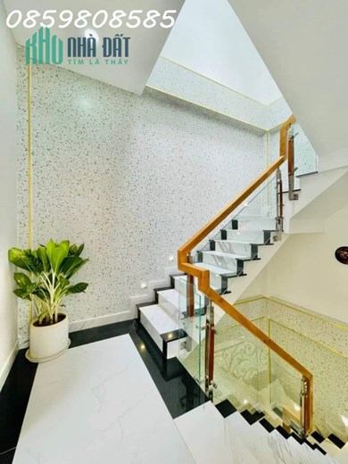 NHÀ 3 TẦNG, MẶT TIỀN RỘNG, NGAY QUỐC LỘ 13 CHỈ CÒN GIÁ 6,6 TỶ