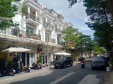 Chính chủ cho thuê VP Cityland Center Hills P. 10, Gò Vấp. TP HCM