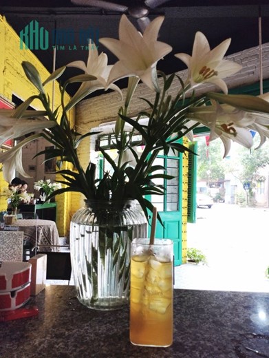 Việc kinh doanh nhà mình chuyển đi tỉnh khác nên không có người quản lý quán cafe, muốn sang nhượng