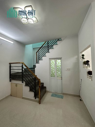 Bán nhà 2 tầng mới Bà Hom Quận 6 42m2 ngang 5m hẻm ba gác chỉ nhỉnh 3 tỷ.