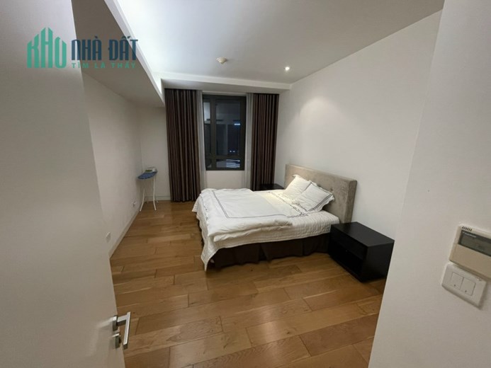 Cho thuê căn hộ IPH Tháp Tây 145m2. 3 phòng ngủ. Nội thất: full. Indochina Plaza, Đường Xuân Thủy,
