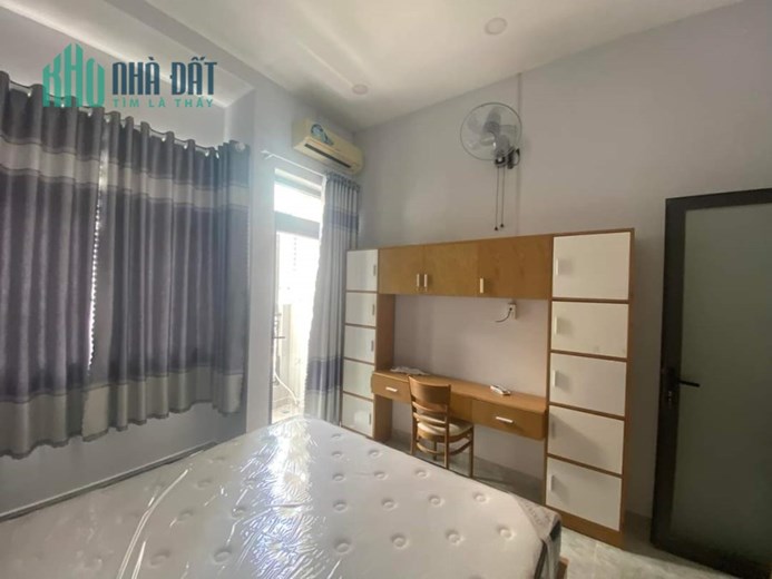 Nhà bán mới 2 tầng BTCT HXH Lò Gốm Quận 6 31m2 giá rẻ chỉ nhỉnh 4 tỷ thương lượng.