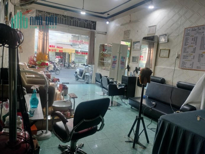 CẦN SANG LẠI HẾT ĐỒ NGHỀ Ở TIỆM