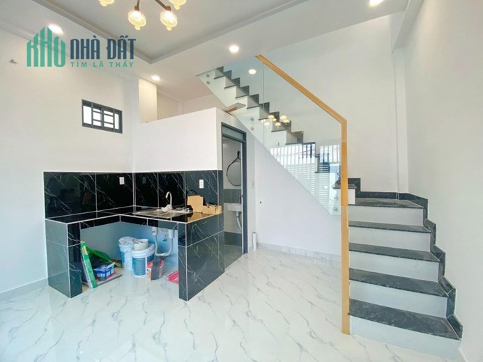 NHỈNH 3 TỶ SỞ HỮU NGAY NHÀ 1 LẦU MỚI TOANG HẺM NGUYỄN THỊ XIẾU, Q7