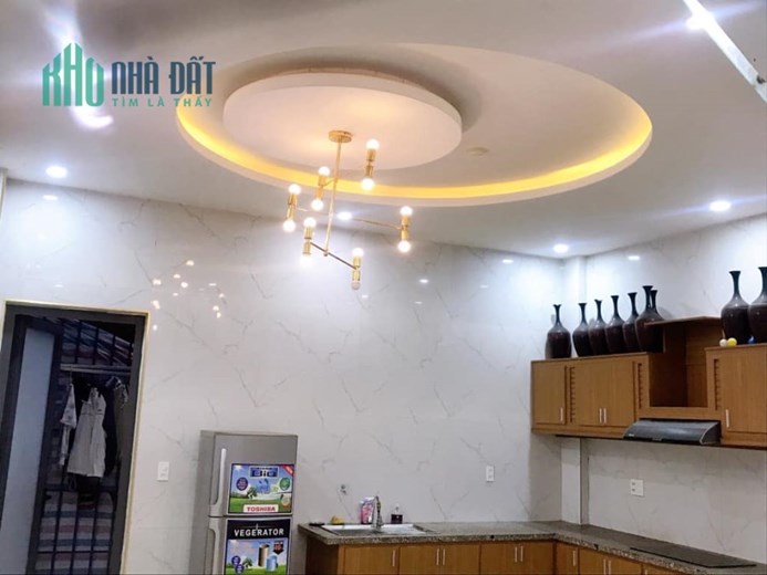 VỊ TRÍ VIP, nhà đường Duy Tân 1 phút đến sân bay Đà Nẵng DT 53m2 giá chỉ nhỉnh 3 tỷ