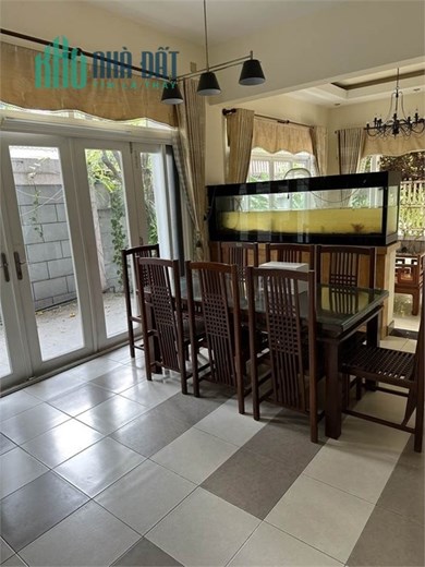 Biệt thự sang trọng tại KDC Tấn Trường, Quận 7.