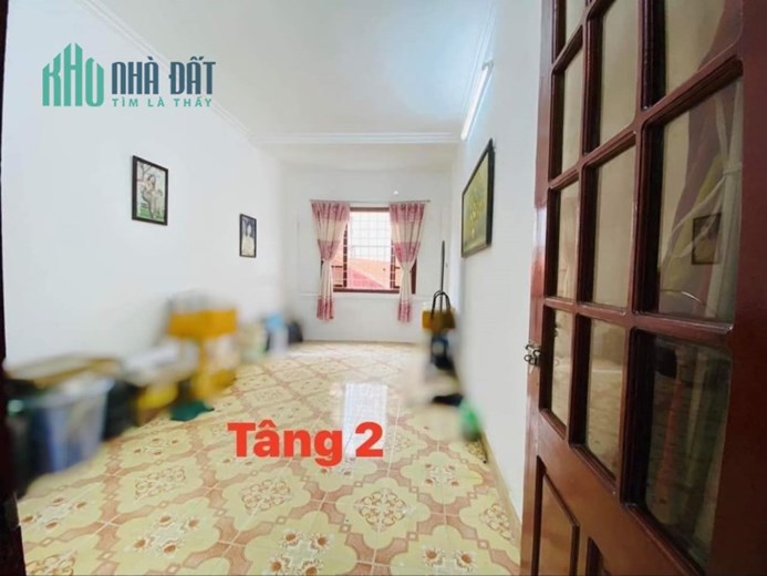 BÁN NHÀ NGÕ QUẬN ĐỐNG ĐA HÀ NỘI. NHÀ ĐẸP 4 TẦNG 5 NGỦ Ở LUÔN,GẦN PHỐ,GIÁ CHỈ NHỈNH 100TR/M2
