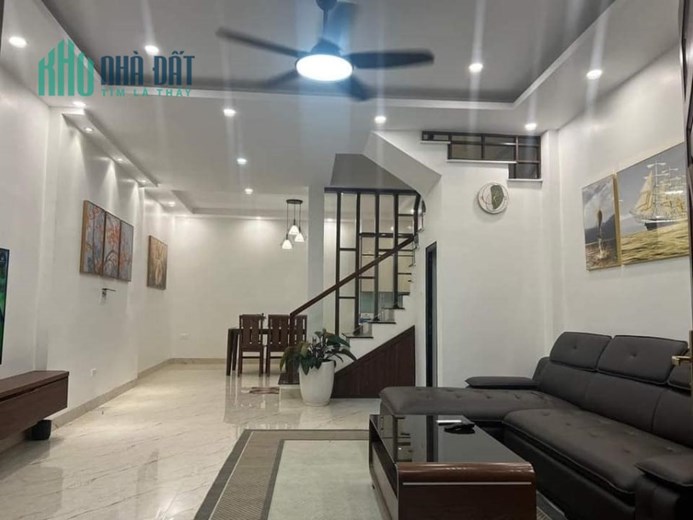 Siêu hot bán nhà Nguyễn Thị Định , Cầu Giấy - 50m2 6,5 tỷ