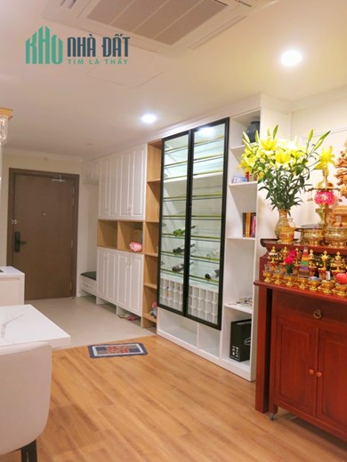 Bán nhà đẹp long lanhTrần tử Bình . DT39 m2. Phân lô bộ công an, ô tô đỗ cửa, kinh doanh văn phòng.