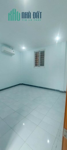 +Bán Gấp Nhà Sơn Kỳ Tân Phú 36m2 nở hậu tài lộc 2 tầng 3pn Chỉ 2 tỷ xx