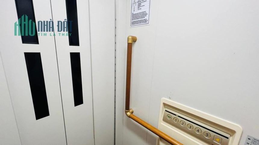 Bán ngôi nhà 51m2 phố An Dương, Tây Hồ Gara Ô tô 7 chỗ 6 phòng Kinh doanh đắc địa 6.8 Tỷ