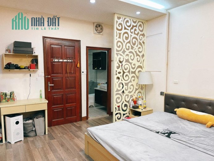 BÁN NHÀ TÔN ĐỨC THẮNG, ĐỐNG ĐA, 55M2 4T MT5M, GIÁ 5.2 TỶ, TẶNG NỘI THẤT