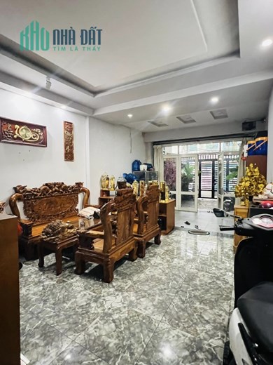 Bán nhà đường Âu Cơ có 4 phòng ngủBán nhà hẻm xe hơi đường Âu CơBán nhà chính chủ đường Âu CơBán