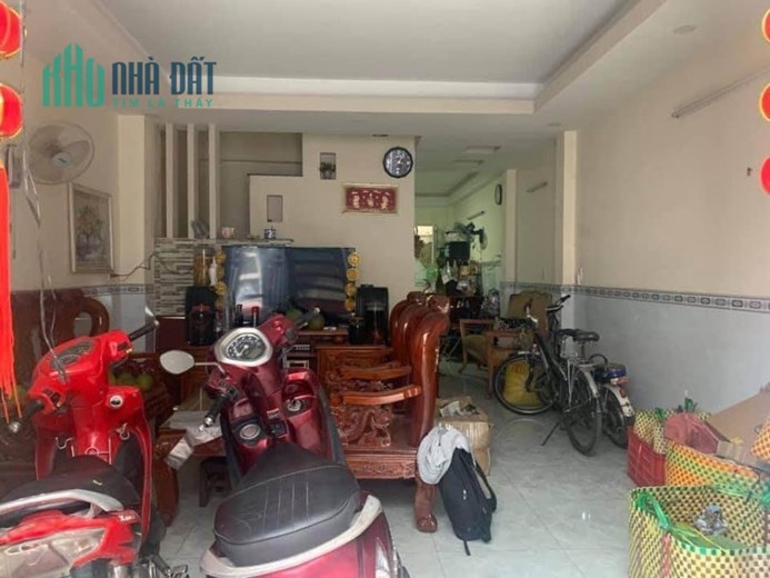 Bán Nhà 4 Tầng Cách MT Nguyễn Văn Quỳ 30m Giá Chỉ Còn 5,35Tỷ - Quận 7
