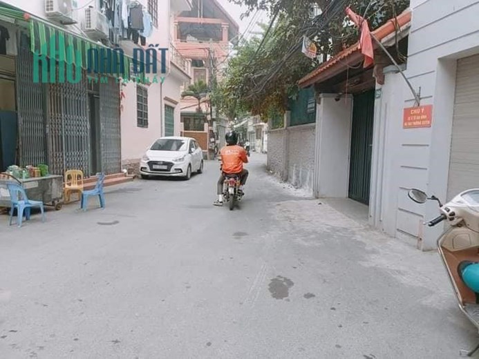 Nhà Đẹp Hà Đông, Ngõ Thông, Cách Ô Tô 50m, Bãi Gửi Ô Tô Cách 200m