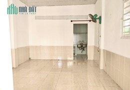 Mặt tiền Hiệp Phú, 80m2 ngang 5m vuông vức, đường 6m. Giá 5.6 tỷ