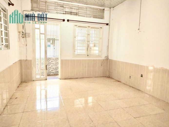 Mặt tiền Hiệp Phú, 80m2 ngang 5m vuông vức, đường 6m. Giá 5.6 tỷ